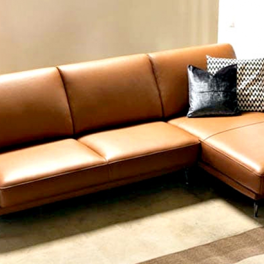 Sofa da phòng khách lớn L56